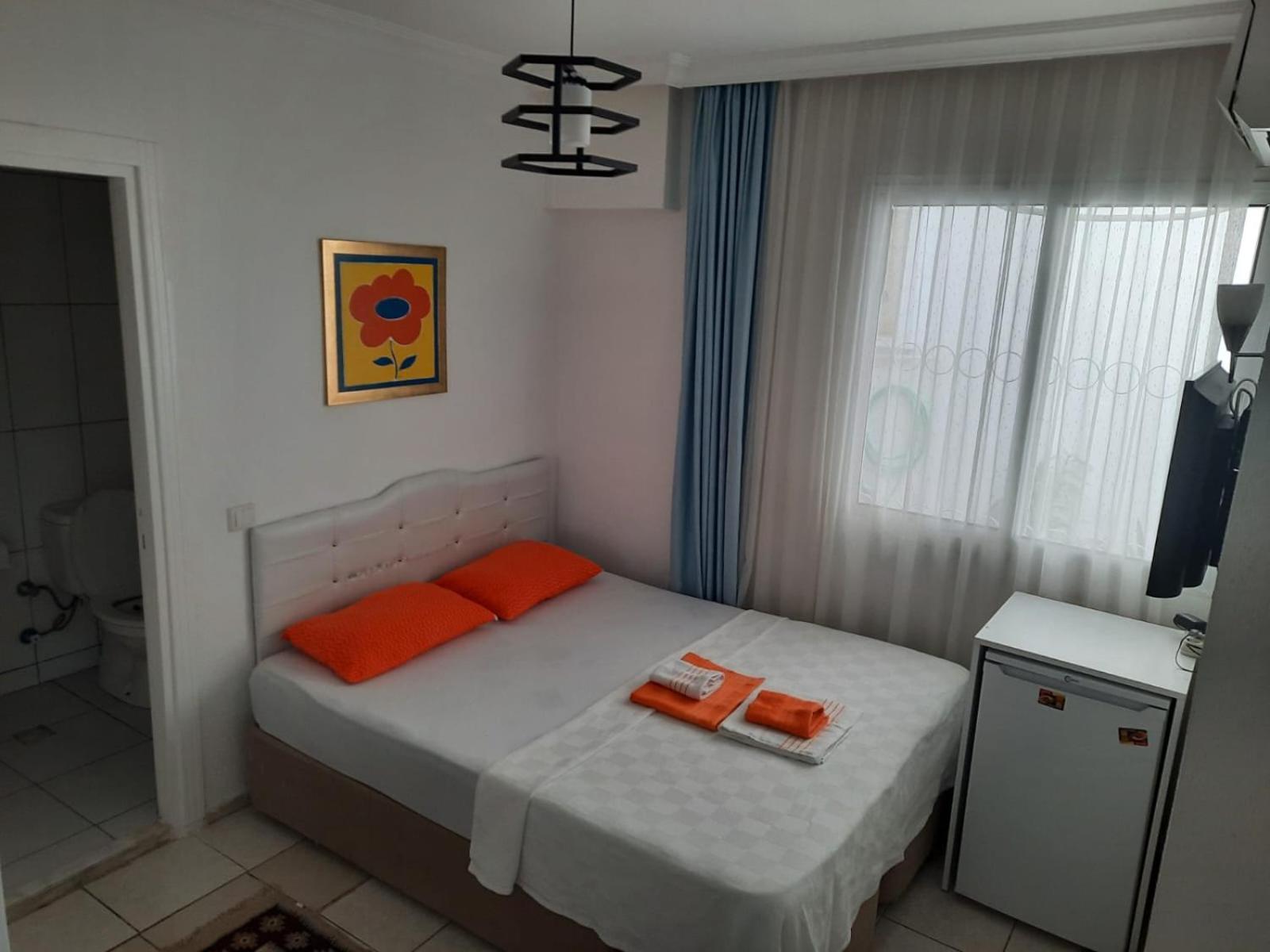 Beyaz Apart Pansiyon Çeşme Exterior foto