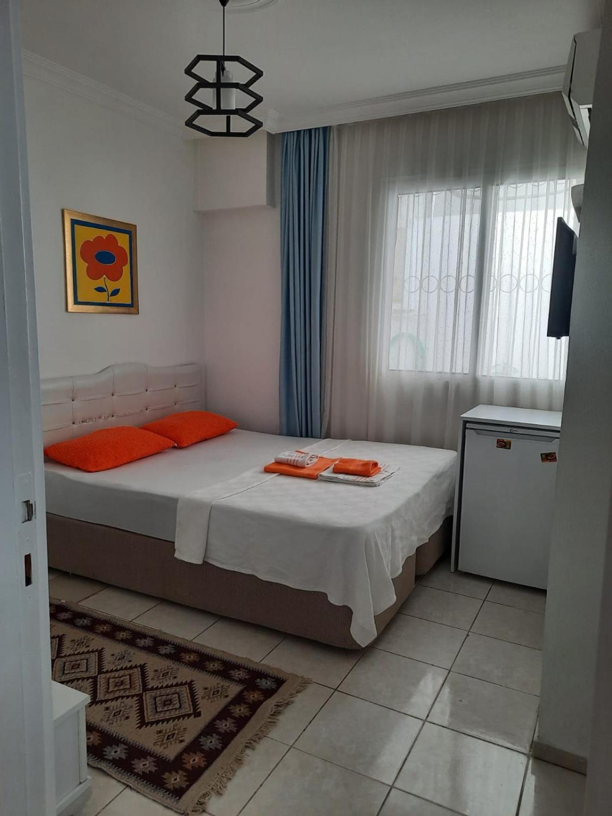Beyaz Apart Pansiyon Çeşme Exterior foto